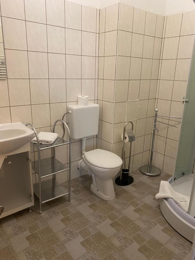 Pension Chevermeto Chemnitz Bagian luar foto