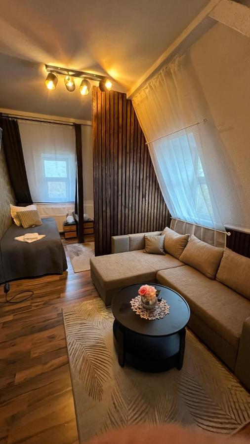 Pension Chevermeto Chemnitz Bagian luar foto