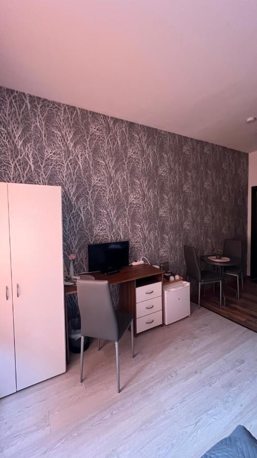 Pension Chevermeto Chemnitz Bagian luar foto