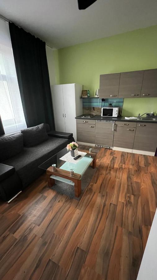Pension Chevermeto Chemnitz Bagian luar foto