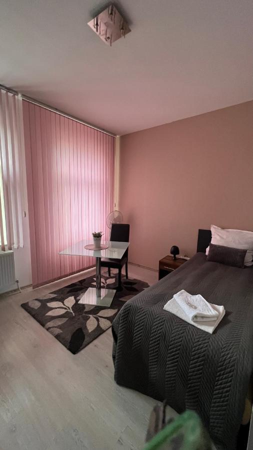 Pension Chevermeto Chemnitz Bagian luar foto