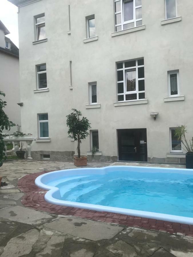 Pension Chevermeto Chemnitz Bagian luar foto